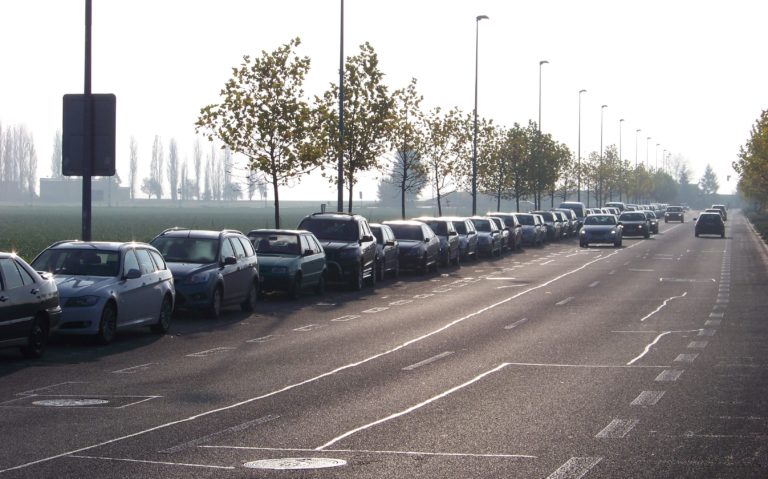 Veřejné projednání k možnému zavedení placených parkovacích zón na Praze 13